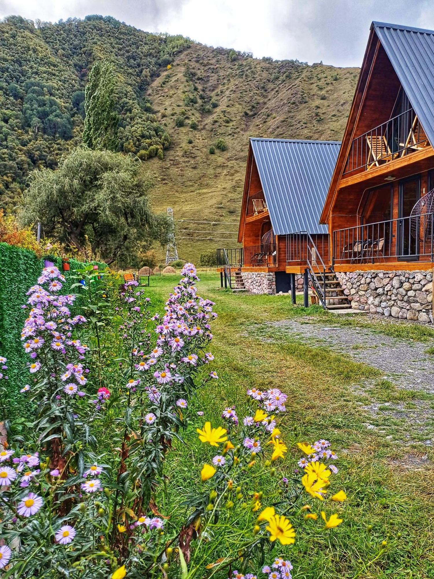 Panorama Cottages In Sno Ngoại thất bức ảnh